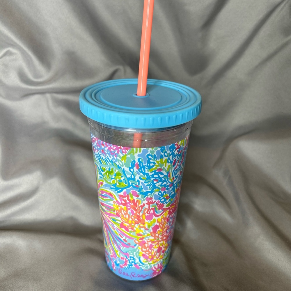 Lilly Pulitzer Pink & Blue Lovers Coral Tall Tumbler Cup With Lid & Straw 20oz